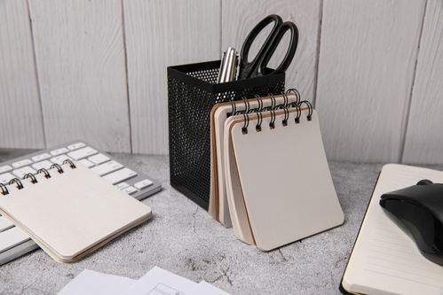 简约美学 便签本在商务摄影中的视觉叙事